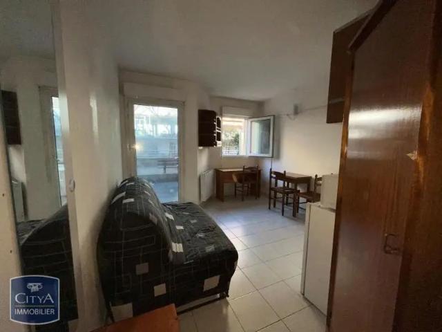 Appartement à louer 1 pièce 18.78m²