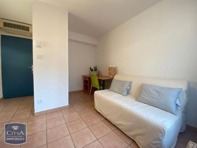 Appartement à louer 1 pièce 18m²