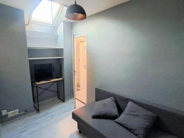 Appartement à louer 1 pièce 18m²