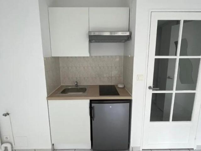 Appartement à louer 1 pièce 19.2m²