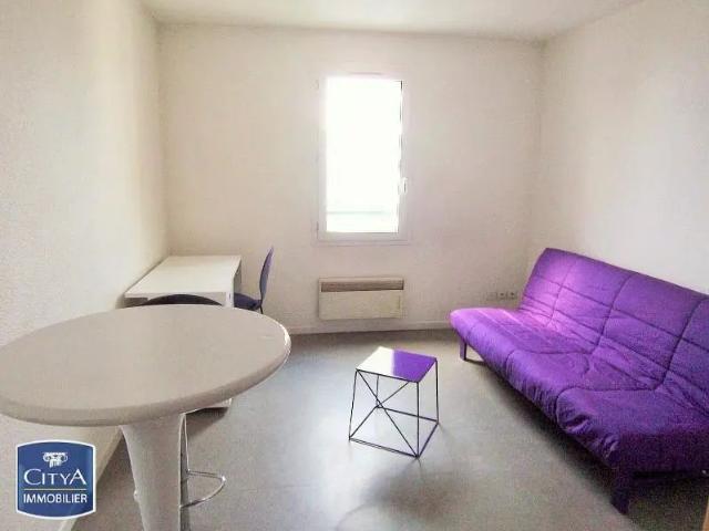 Appartement à louer 1 pièce 19.2m²