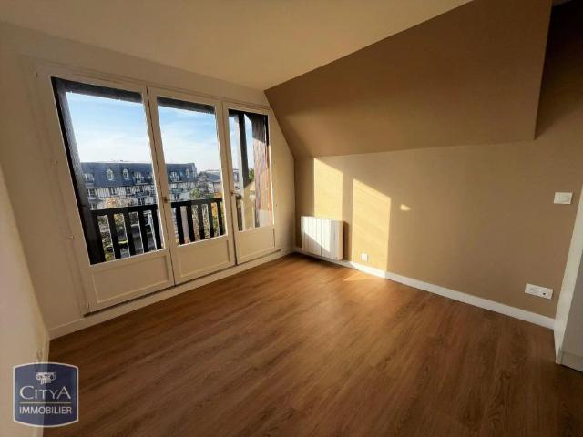 Appartement à louer 1 pièce 19.6m²