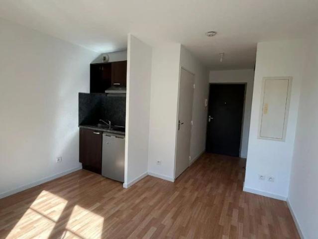 Appartement à louer 1 pièce 19.93m²