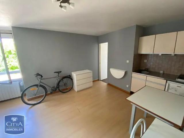 Appartement à louer 1 pièce 19.96m²