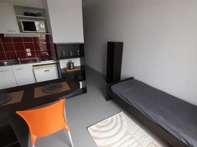 Appartement à louer 1 pièce 19m²