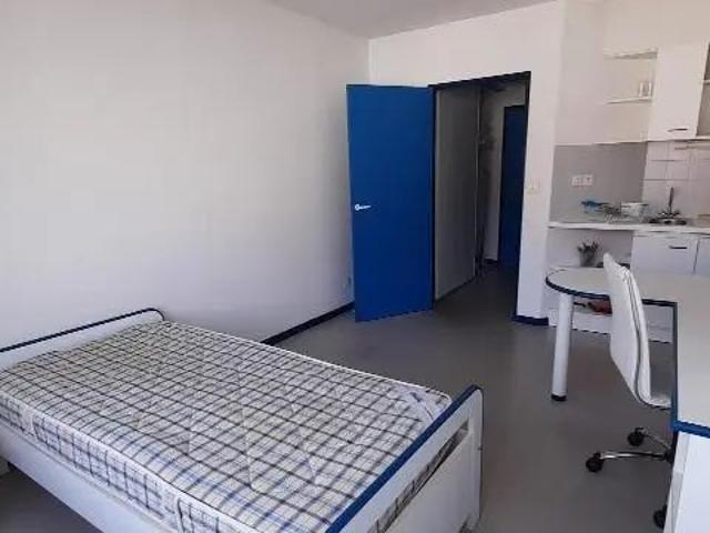 Appartement à louer 1 pièce 20.7m²