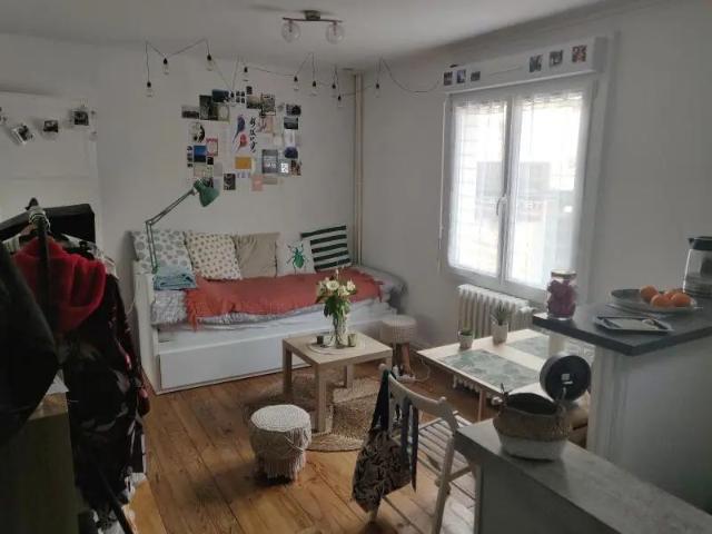 Appartement à louer 1 pièce 20.56m²