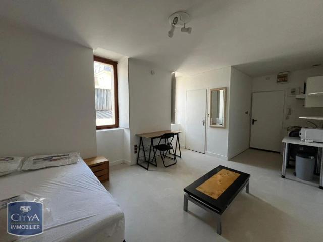 Appartement à louer 1 pièce 20.5m²