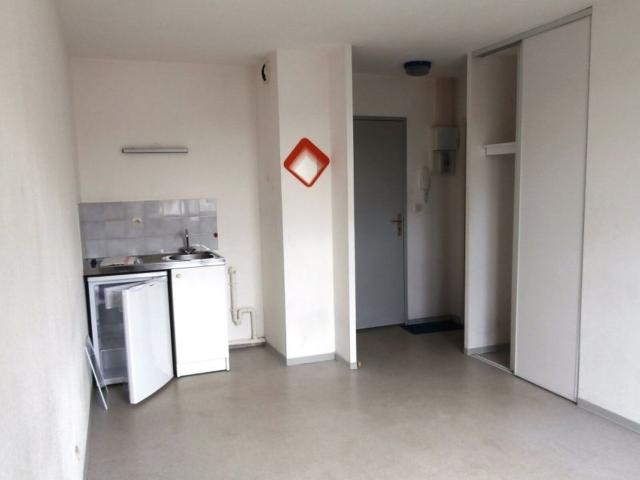 Appartement à louer 1 pièce 20 m
