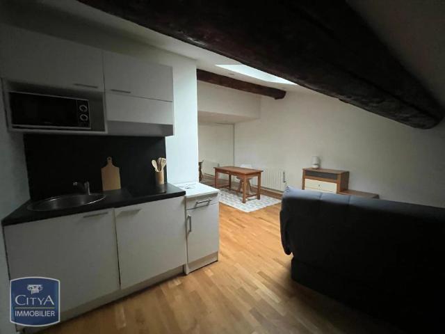 Appartement à louer 1 pièce 21.9m²