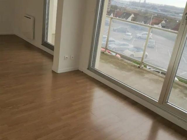 Appartement à louer 1 pièce 21.9m²