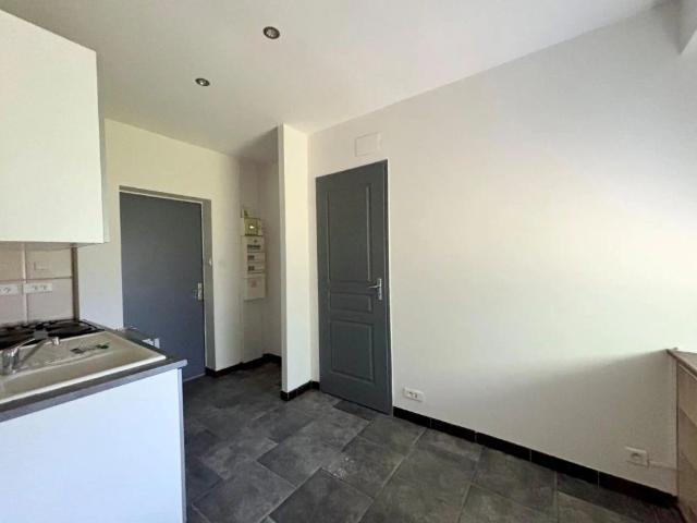 Appartement à louer 1 pièce 22.17m²