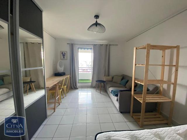 Appartement à louer 1 pièce 22.28m²