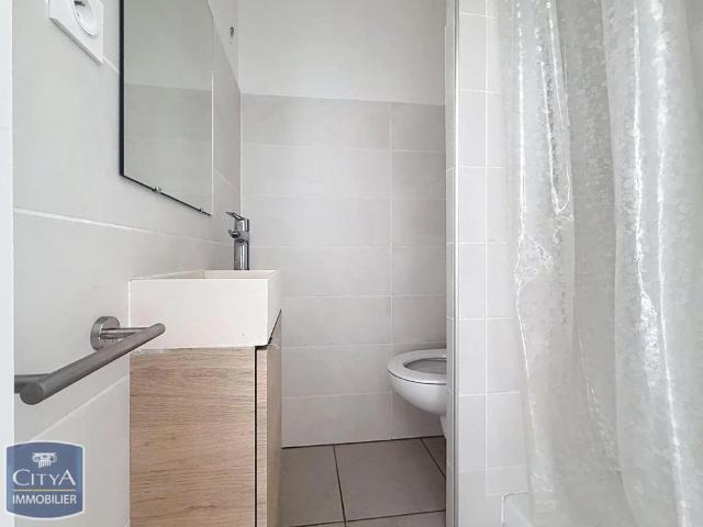 Appartement à louer 1 pièce 22.7m²