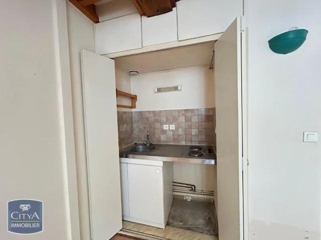 Appartement à louer 1 pièce 22.7m²