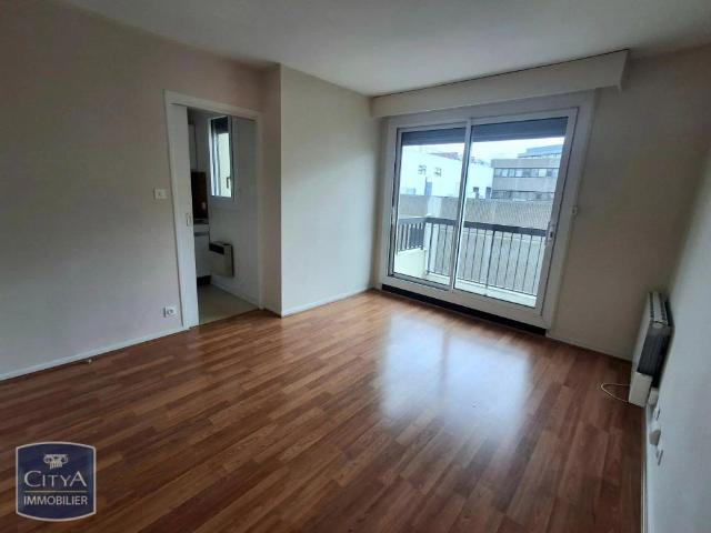 Appartement à louer 1 pièce 22.42m²