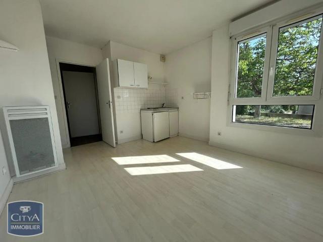 Appartement à louer 1 pièce 22.6m²