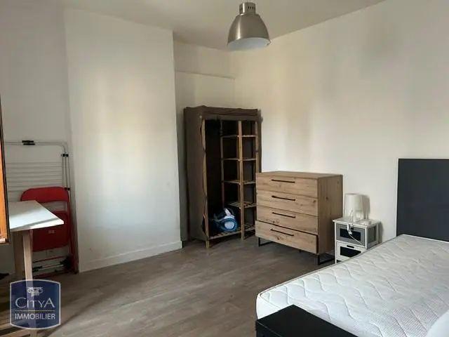 Appartement à louer 1 pièce 22.81m²