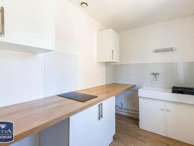 Appartement à louer 1 pièce 23.65m²