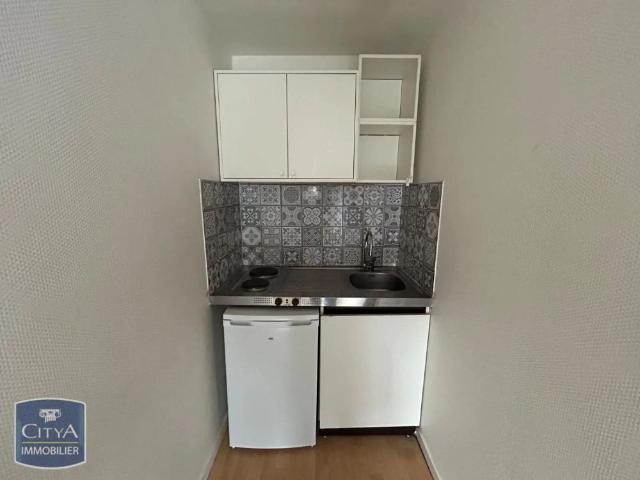 Appartement à louer 1 pièce 23.79m²