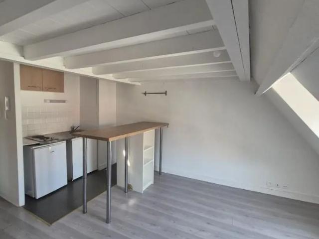 Appartement à louer 1 pièce 23.83m²