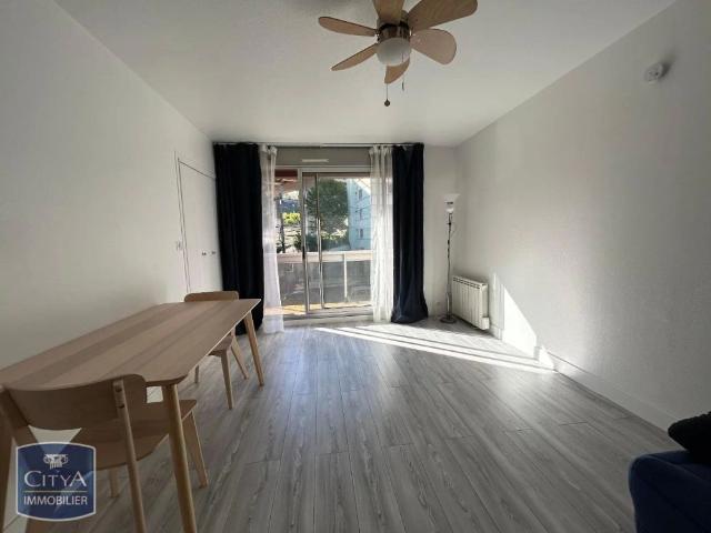 Appartement à louer 1 pièce 24.07m²