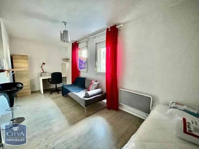 Appartement à louer 1 pièce 24.2m²