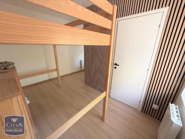 Appartement à louer 1 pièce 24.32m²