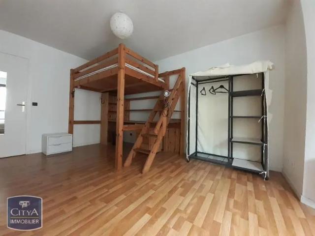 Appartement à louer 1 pièce 24.33m²