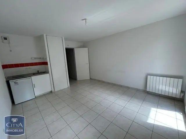 Appartement à louer 1 pièce 24.38m²