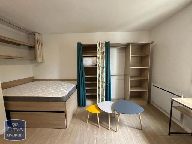 Appartement à louer 1 pièce 24.65m²