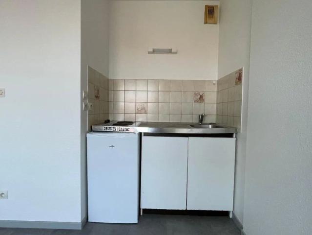 Appartement à louer 1 pièce 24.68m²