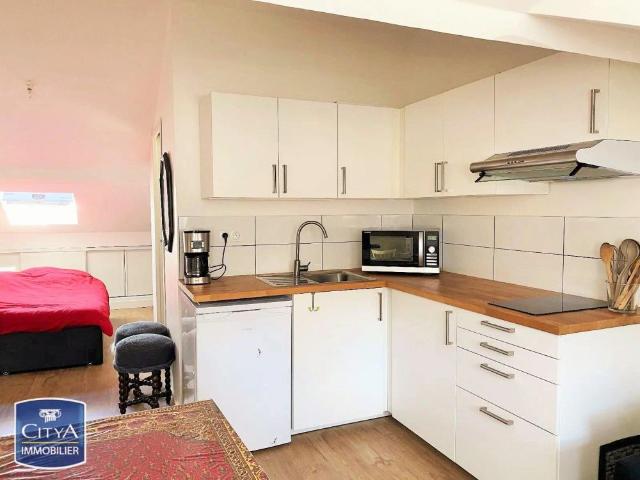 Appartement à louer 1 pièce 24.75m²