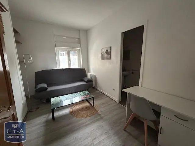 Appartement à louer 1 pièce 24.77m²