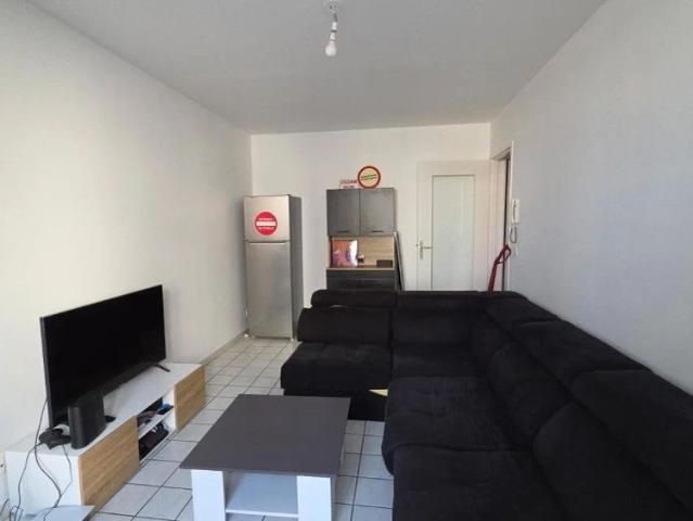 Appartement à louer 1 pièce 24.86m²