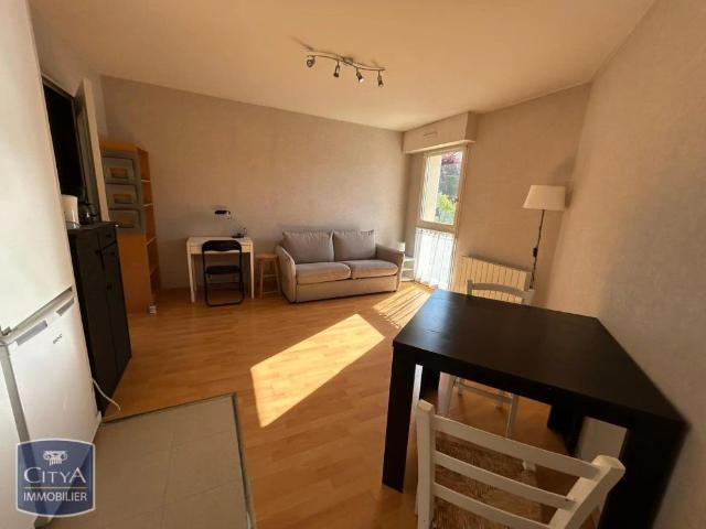 Appartement à louer 1 pièce 24.8m²