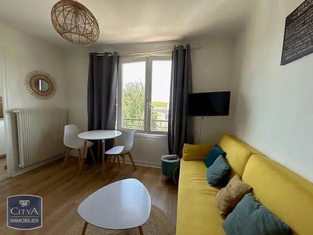 Appartement à louer 1 pièce 24.9m²