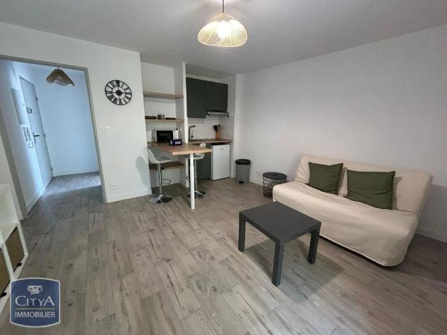 Appartement à louer 1 pièce 25.01m²
