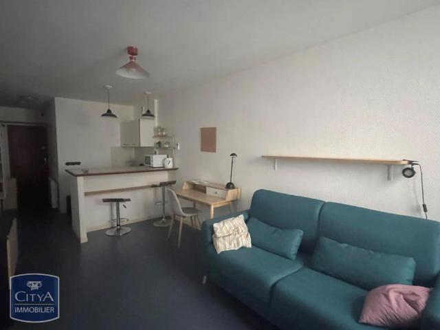 Appartement à louer 1 pièce 25.12m²