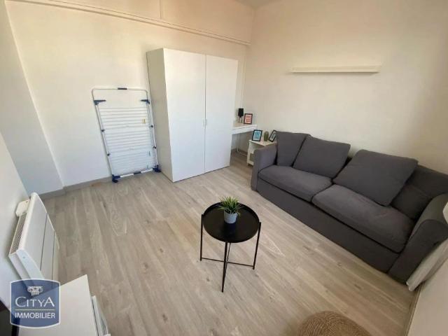 Appartement à louer 1 pièce 25.27m²