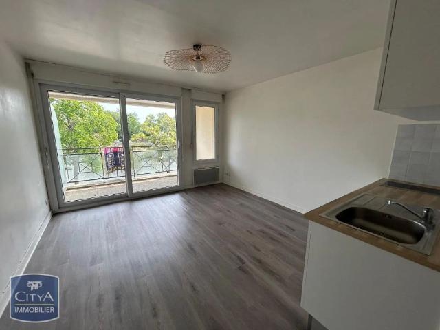 Appartement à louer 1 pièce 25.59m²