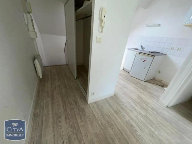 Appartement à louer 1 pièce 25.97m²