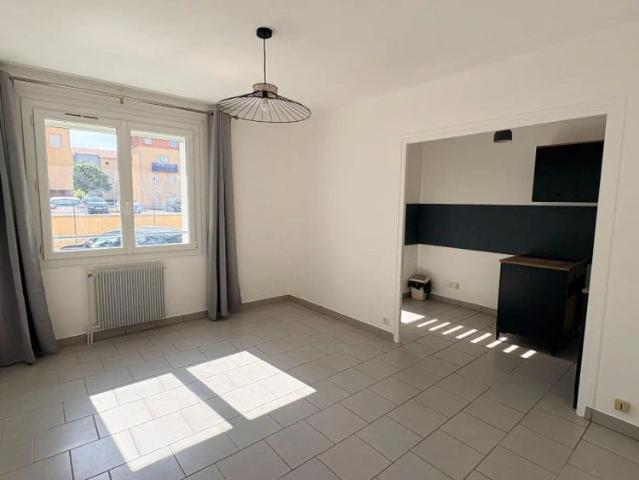 Appartement à louer 1 pièce 26.29m²