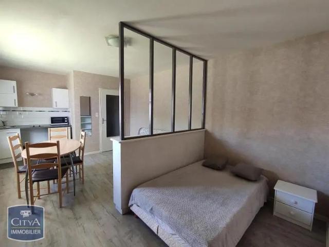 Appartement à louer 1 pièce 27.3m²