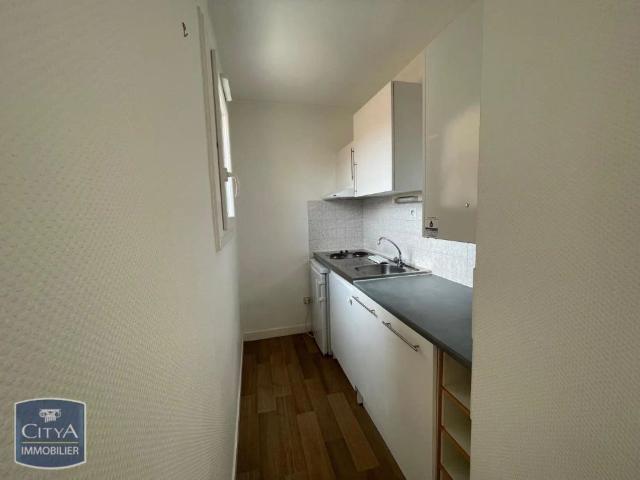 Appartement à louer 1 pièce 27.02m²