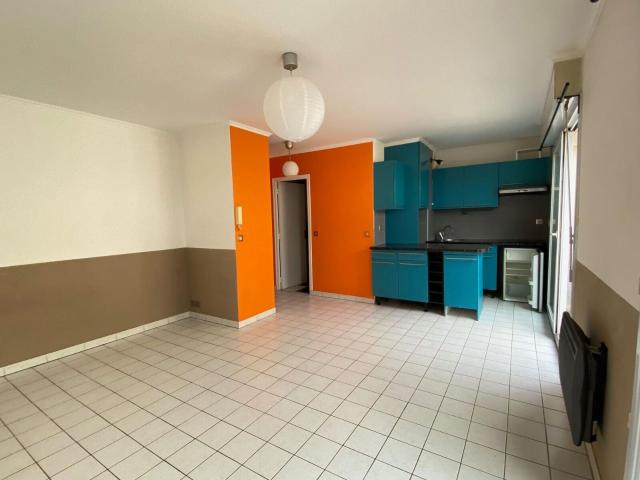 Appartement à louer 1 pièce 27 210 m