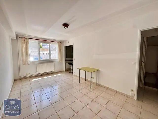 Appartement à louer 1 pièce 27.52m²