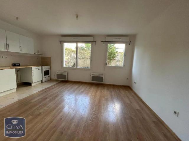 Appartement à louer 1 pièce 27.57m²