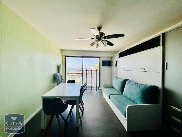 Appartement à louer 1 pièce 27.81m²