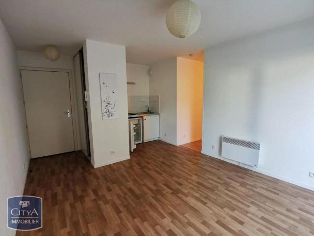 Appartement à louer 1 pièce 27.83m²